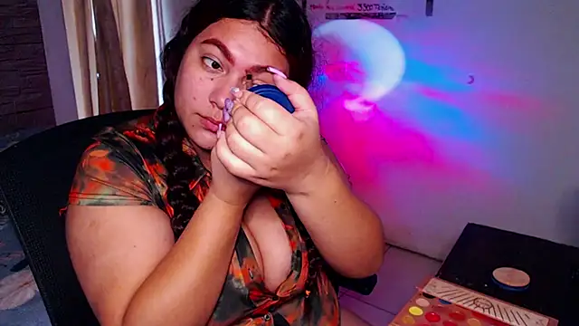 girl milk2 online show from February 26, 1:33 pm