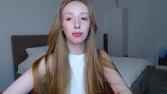 Luna insniity online show from February 26, 6:59 pm