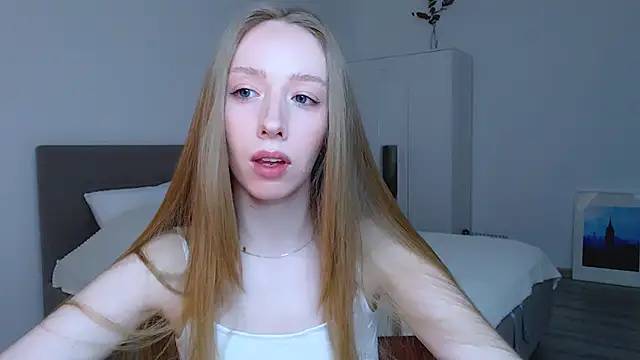 Luna insniity online show from February 6, 8:34 pm