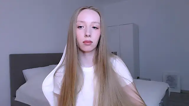 Luna insniity online show from February 27, 8:41 pm