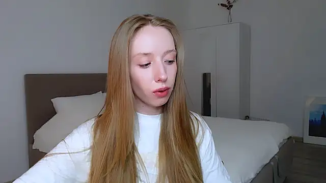 Luna insniity online show from February 27, 10:53 pm