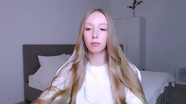 Snapshot of Luna_insniity chatting on November 4, 7:50 pm Luna insniity online show from November 4, 7:50 pm