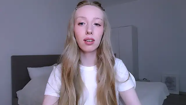 Luna insniity online show from March 12, 9:30 pm