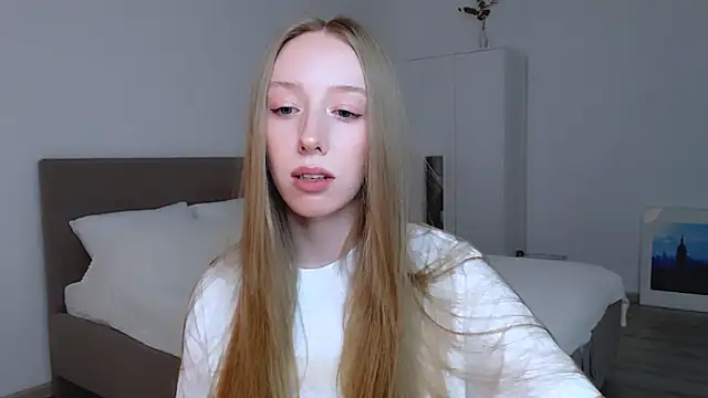 Luna insniity online show from January 25, 7:49 pm