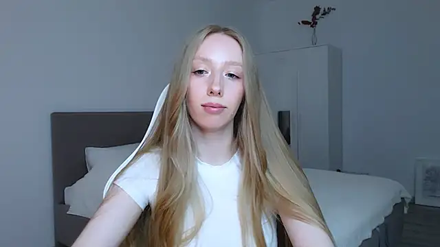 Luna insniity online show from September 24, 8:37 pm