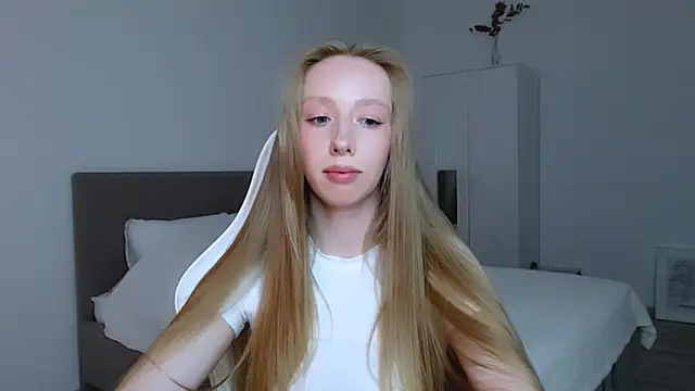 Luna insniity online show from September 9, 8:51 pm