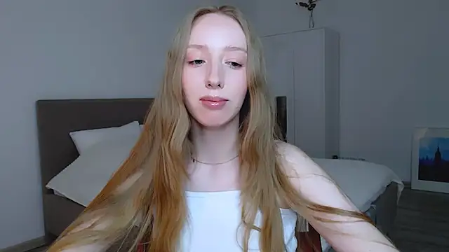 Luna insniity online show from February 10, 7:28 pm