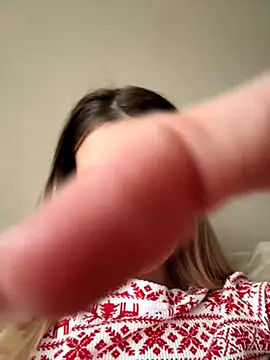 Donna Evans online show from November 3, 2:28 am