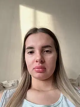 Donna Evans online show from November 1, 3:13 am