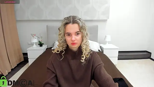 Donna Evans online show from January 11, 11:55 pm