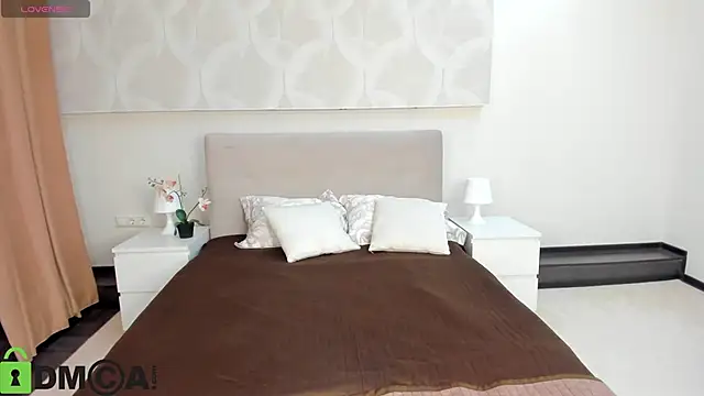 Donna Evans online show from January 14, 11:19 pm