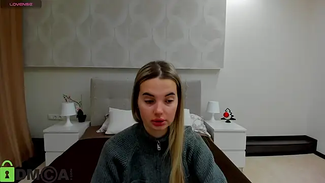 Donna Evans online show from January 7, 11:54 pm