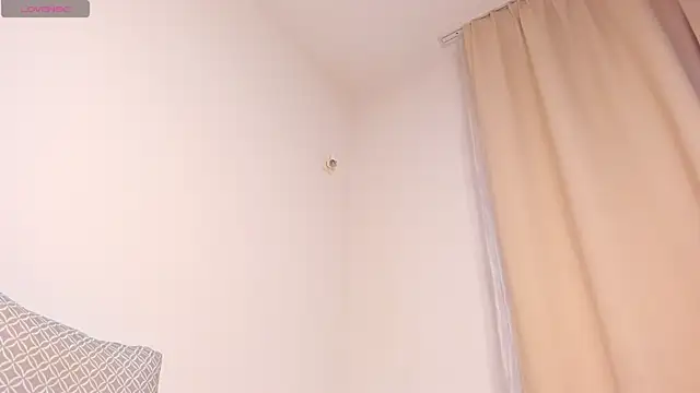 baby ivy online show from April 12, 4:54 pm