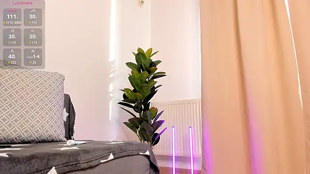 baby ivy online show from June 1, 4:02 am