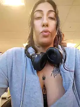 Hotasiansensation online show from December 19, 4:24 pm
