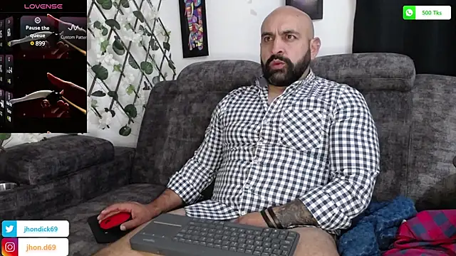 Snapshot of JD-69 chatting on March 5, 12:38 am JD-69 online show from March 5, 12:38 am