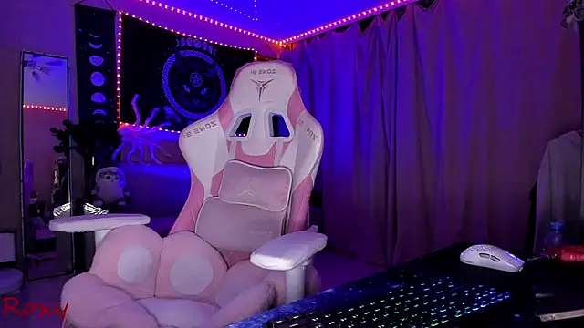 wet dream  online show from January 9, 3:46 am