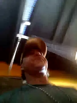 Snapshot of will1980 chatting on June 25, 3:28 pm will1980 online show from June 25, 3:28 pm