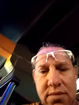 will1980 online show from February 6, 5:09 pm