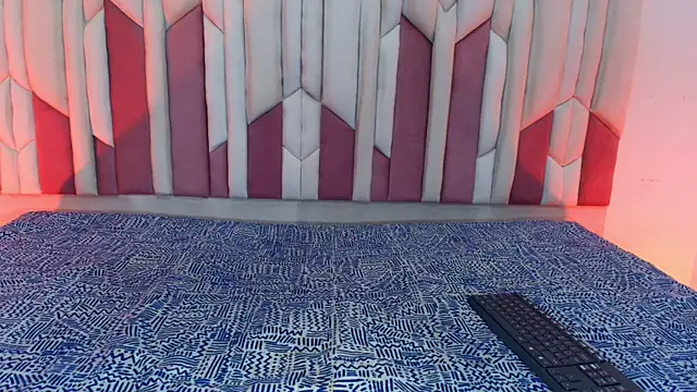 Snapshot of lucyy_gray chatting on October 8, 3:08 am lucyy gray online show from October 8, 3:08 am