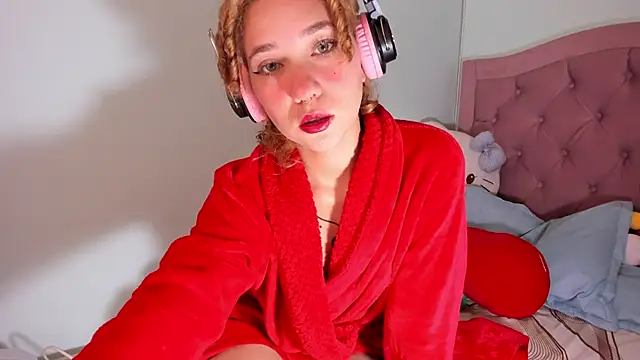 any 21hot online show from December 28, 7:01 pm