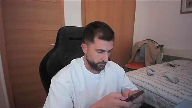 alex877x online show from October 18, 9:39 pm