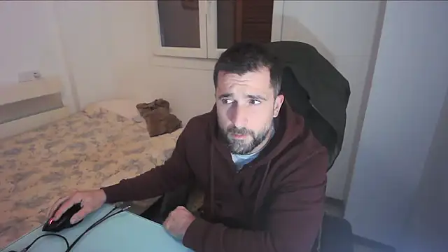 alex877x online show from April 11, 6:00 pm