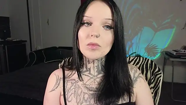 Snapshot of ATOMIC-KETCHUP chatting on November 5, 5:32 am ATOMIC-KETCHUP online show from November 5, 5:32 am