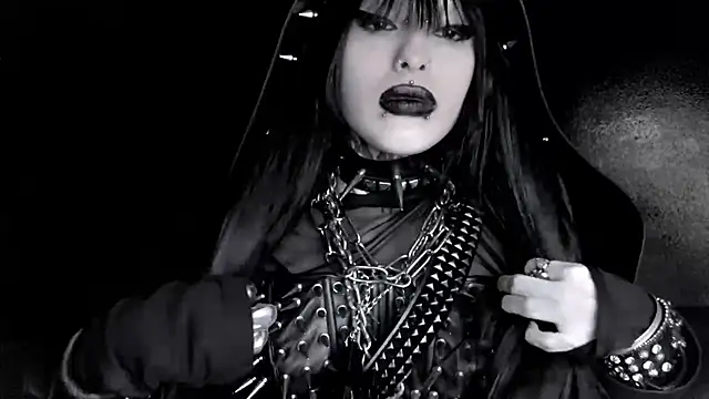 XXIOUX online show from March 24, 1:22 pm