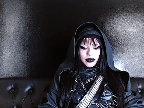 Snapshot of XXIOUX chatting on December 4, 3:22 pm XXIOUX online show from December 4, 3:22 pm