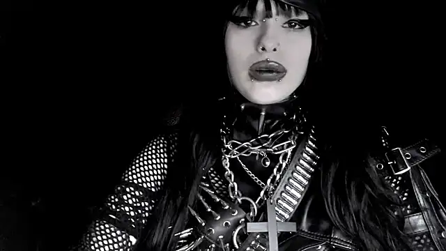 XXIOUX online show from April 9, 6:30 am