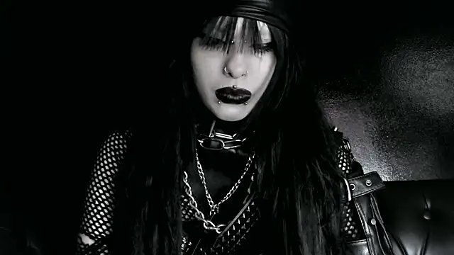 XXIOUX online show from March 23, 6:19 pm