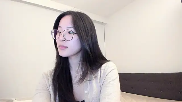 Snapshot of secretgirlfriendxo chatting on February 6, 4:30 am secretgirlfriendxo online show from February 6, 4:30 am