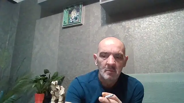 Snapshot of skorpibg65 chatting on June 20, 4:12 pm skorpibg65 online show from June 20, 4:12 pm