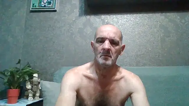 Snapshot of skorpibg65 chatting on July 11, 2:06 pm skorpibg65 online show from July 11, 2:06 pm