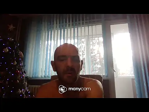 Snapshot of skorpibg65 chatting on December 21, 1:46 pm skorpibg65 online show from December 21, 1:46 pm