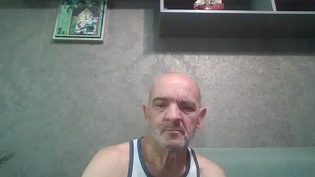 Snapshot of skorpibg65 chatting on May 15, 8:34 am skorpibg65 online show from May 15, 8:34 am