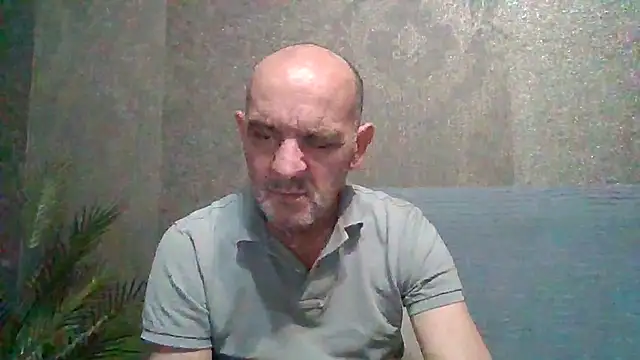 Snapshot of skorpibg65 chatting on April 29, 6:36 pm skorpibg65 online show from April 29, 6:36 pm
