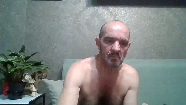 Snapshot of skorpibg65 chatting on June 3, 4:33 pm skorpibg65 online show from June 3, 4:33 pm