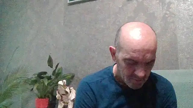 Snapshot of skorpibg65 chatting on June 21, 2:23 pm skorpibg65 online show from June 21, 2:23 pm