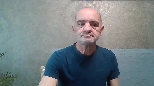 Snapshot of skorpibg65 chatting on April 18, 2:19 pm skorpibg65 online show from April 18, 2:19 pm