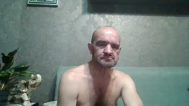 Snapshot of skorpibg65 chatting on June 2, 11:38 pm skorpibg65 online show from June 2, 11:38 pm
