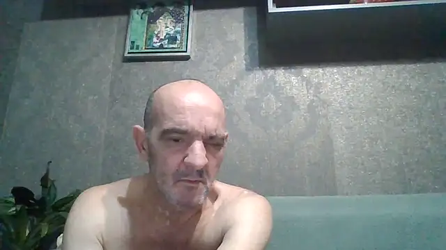 Snapshot of skorpibg65 chatting on June 19, 4:40 am skorpibg65 online show from June 19, 4:40 am