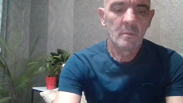 Snapshot of skorpibg65 chatting on June 24, 5:44 pm skorpibg65 online show from June 24, 5:44 pm