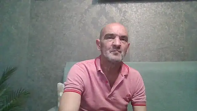 Snapshot of skorpibg65 chatting on May 12, 2:23 pm skorpibg65 online show from May 12, 2:23 pm