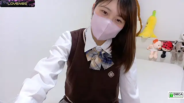 Snapshot of SUZU_ chatting on February 19, 1:06 pm SUZU online show from February 19, 1:06 pm