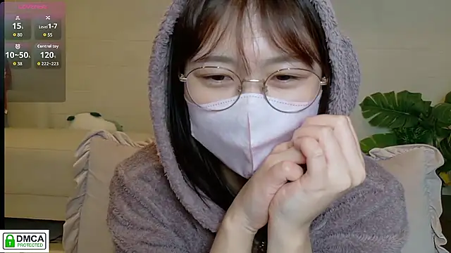 SUZU  online show from February 2, 1:10 pm