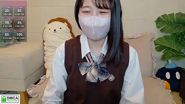 SUZU  online show from March 6, 12:44 pm