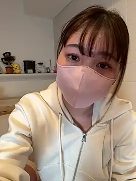SUZU  online show from April 18, 11:12 am