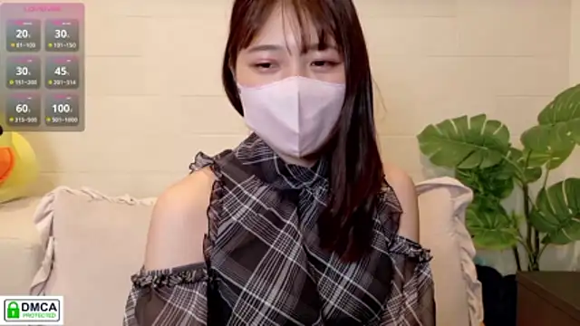 Snapshot of SUZU_ chatting on June 10, 1:12 pm SUZU online show from June 10, 1:12 pm